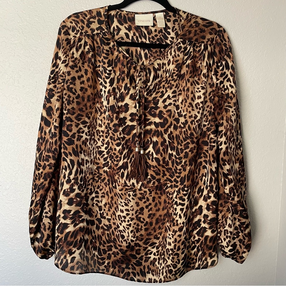 Chico’s leopard top tassel tie front | sz 2